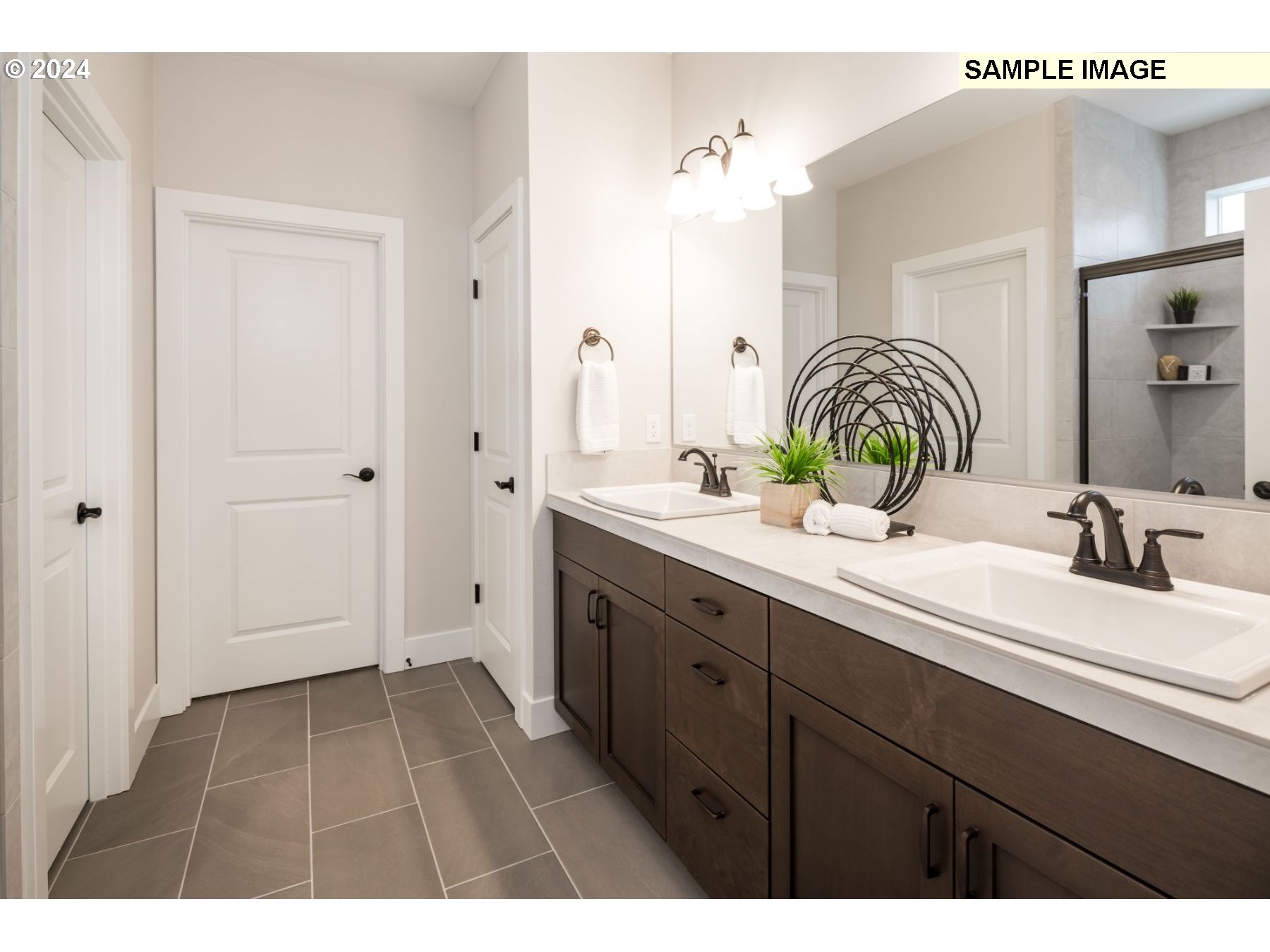 2154 South River Road Kelso, WA 98626 - Photo 10 of 13 Gallery Image 10