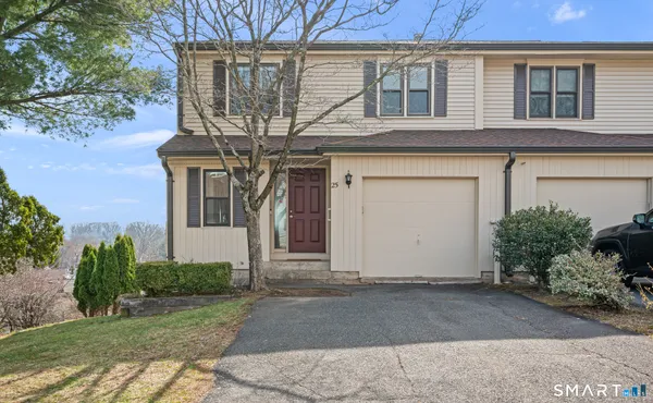 $340,000 | 25 Tinsmith Crossing, Unit 25, Wethersfield, CT 06109