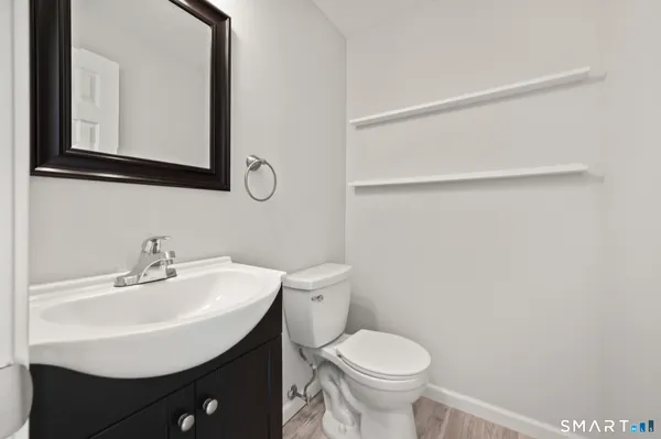 $340,000 | 25 Tinsmith Crossing, Unit 25, Wethersfield, CT 06109