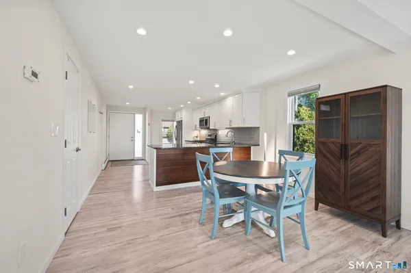 $340,000 | 25 Tinsmith Crossing, Unit 25, Wethersfield, CT 06109