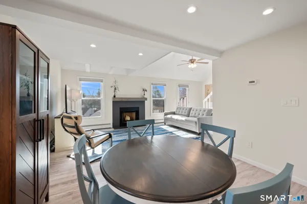 $340,000 | 25 Tinsmith Crossing, Unit 25, Wethersfield, CT 06109