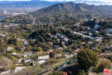 $1,145,000 | 7315 Pyramid Place, Los Angeles, CA 90046