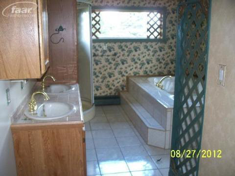 5175 Pratt Road Metamora, MI 48455 - Photo 16 of 25 20223895-15.JPG