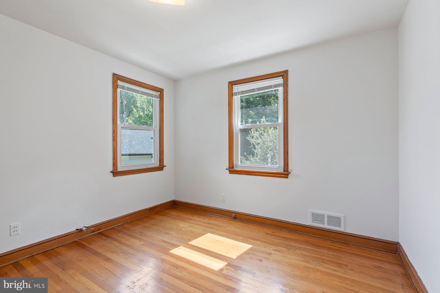 2516 Jennings Road Silver Spring, MD 20902 - Photo 16 of 33 Back bedroom, view 2