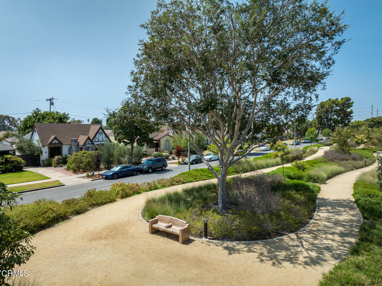 6540 Northside Drive Los Angeles, CA 90022 - Photo 43 of 54 a view of a garden