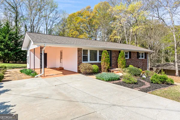 $219,000 | 74 Briarwood Drive, Toccoa, GA 30577