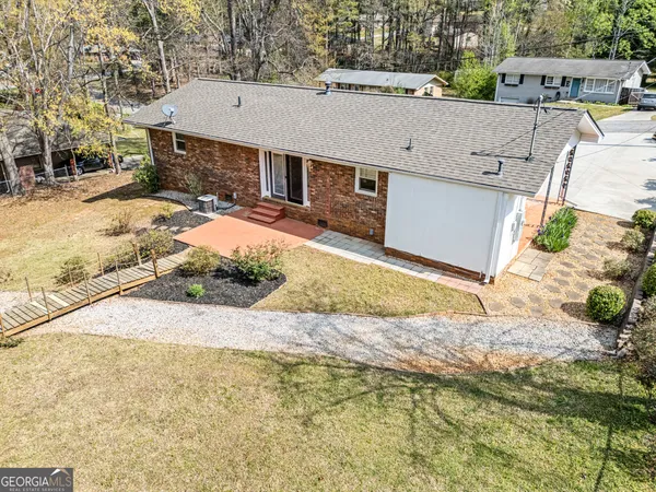 $219,000 | 74 Briarwood Drive, Toccoa, GA 30577