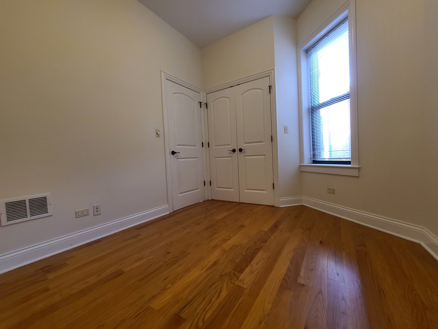 3339 North Halsted Street, Unit 2 Chicago, IL 60657 - Photo 16 of 28