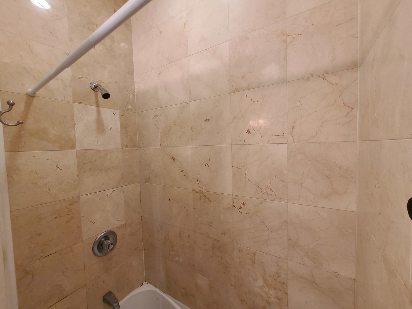 3339 North Halsted Street, Unit 2 Chicago, IL 60657 - Photo 19 of 28