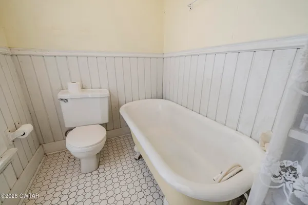 $179,000 | 317 Madison Avenue East, Grand Junction, TN 38039