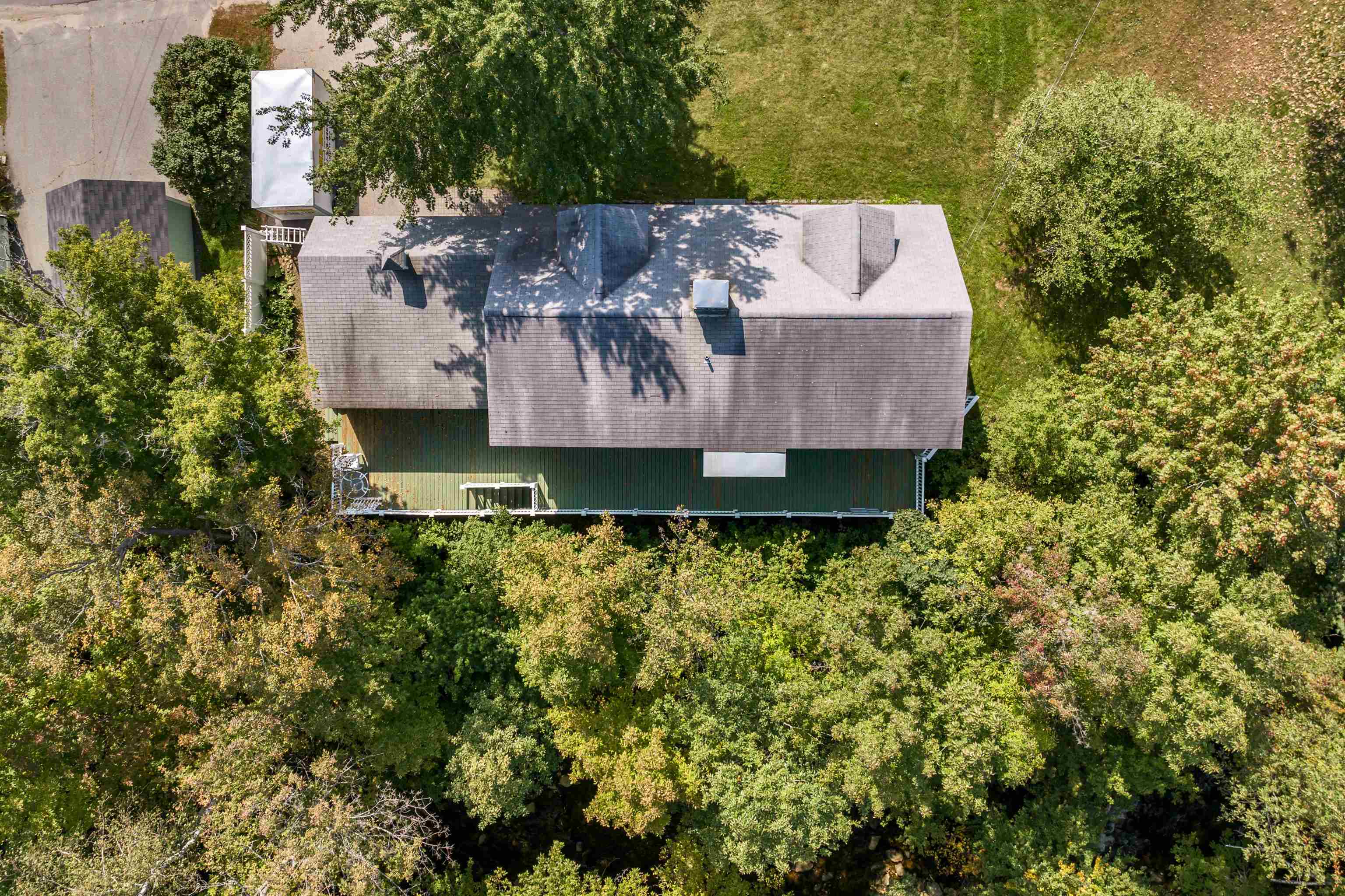 76 Lancaster Road Gorham, NH 03581 - Photo 2 of 39