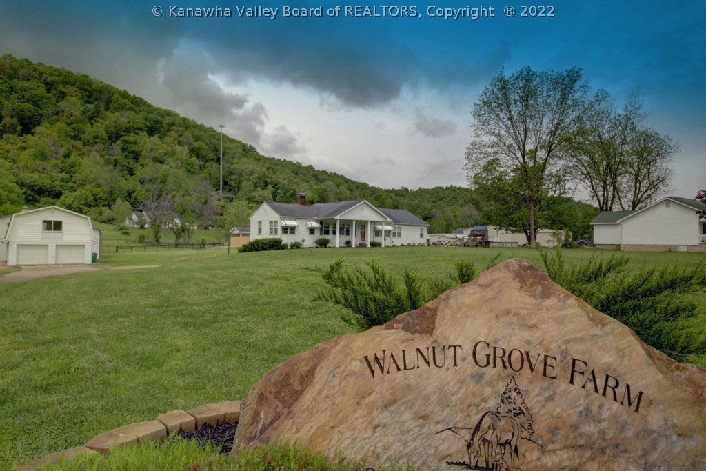 8265 Winfield Road Winfield, WV 25213 - Photo 4 of 30 Gallery Image 4
