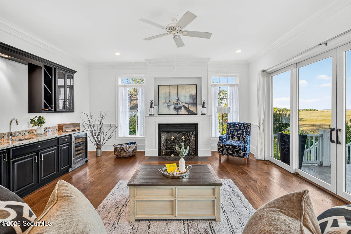 941 Champney St. Simons Island, GA 31522 - Photo 13 of 60