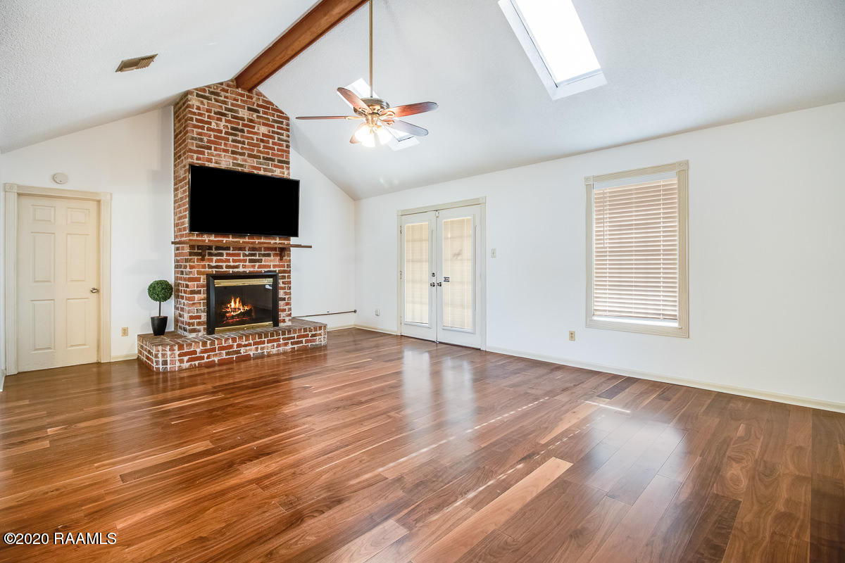 712 Canberra Road Lafayette, LA 70503 - Photo 5 of 18 Gallery Image 5