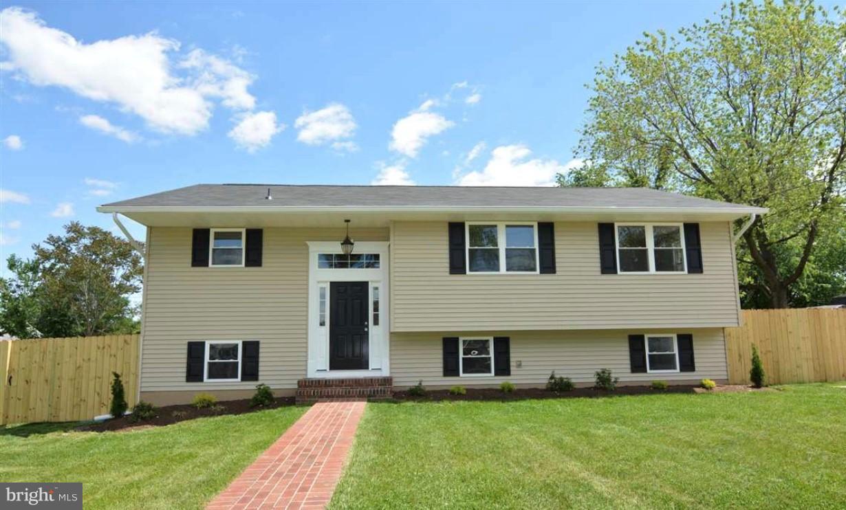 207 Winston Road Pasadena, MD 21122 - Photo 1 of 13 Exterior (Front)