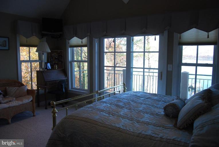 256 Long Point Road Crownsville, MD 21032 - Photo 7 of 30 Bedroom #2