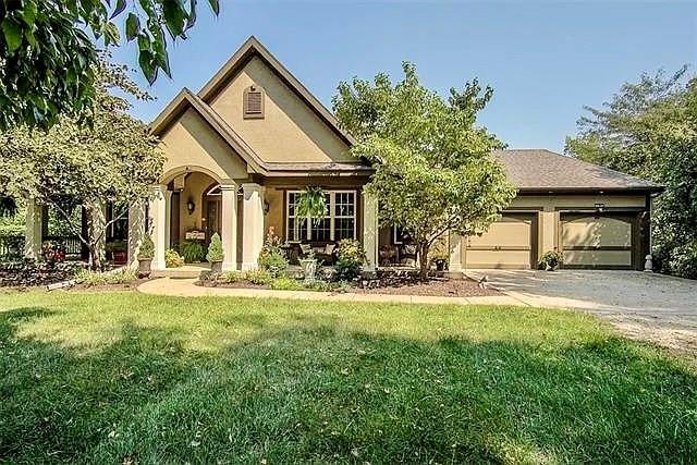 9885 Edgerton Road De Soto, KS 66018 - Photo 1 of 17