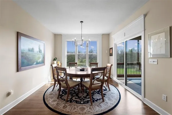 $1,200,000 | 9885 Edgerton Road, De Soto, KS 66018