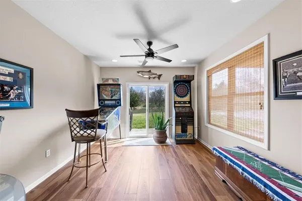 $1,200,000 | 9885 Edgerton Road, De Soto, KS 66018