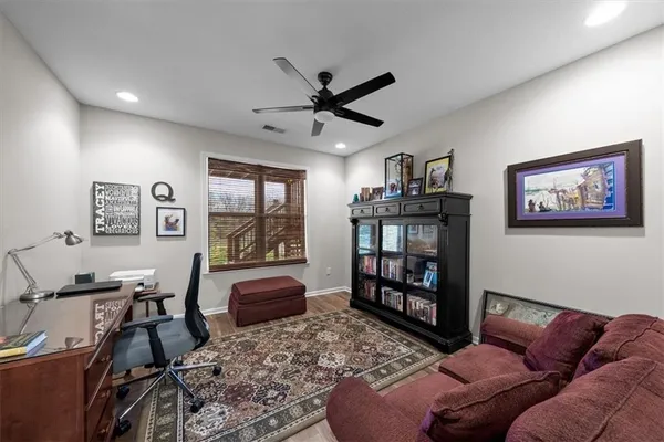 $1,200,000 | 9885 Edgerton Road, De Soto, KS 66018
