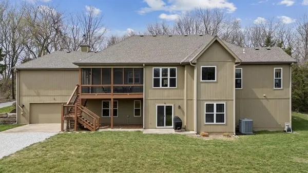 $1,200,000 | 9885 Edgerton Road, De Soto, KS 66018