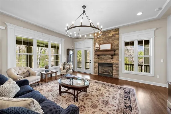 $1,200,000 | 9885 Edgerton Road, De Soto, KS 66018