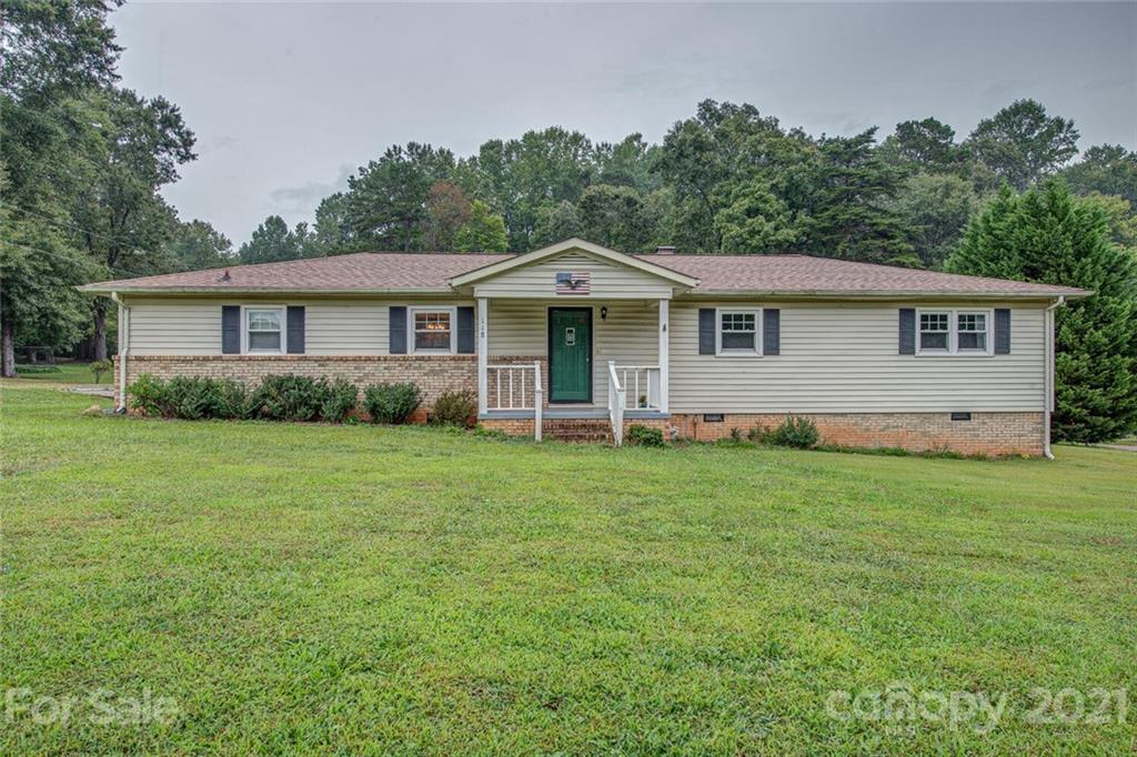 118 Shadowbrook Road Stanley, NC 28164 - Photo 1 of 25 Gallery Image 1
