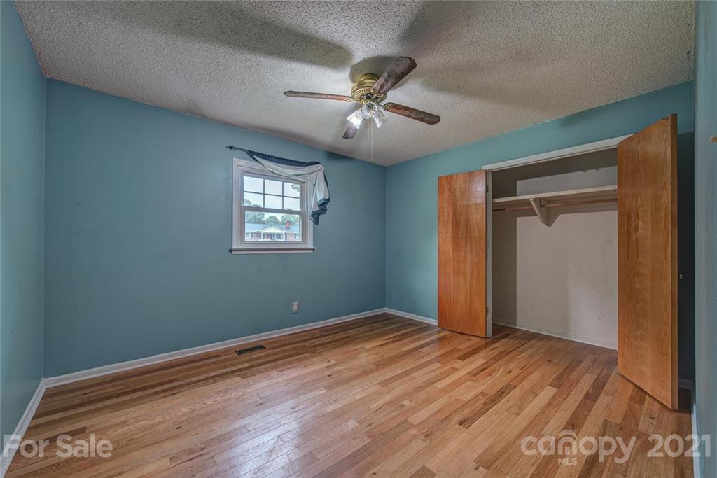 118 Shadowbrook Road Stanley, NC 28164 - Photo 18 of 25 Gallery Image 18