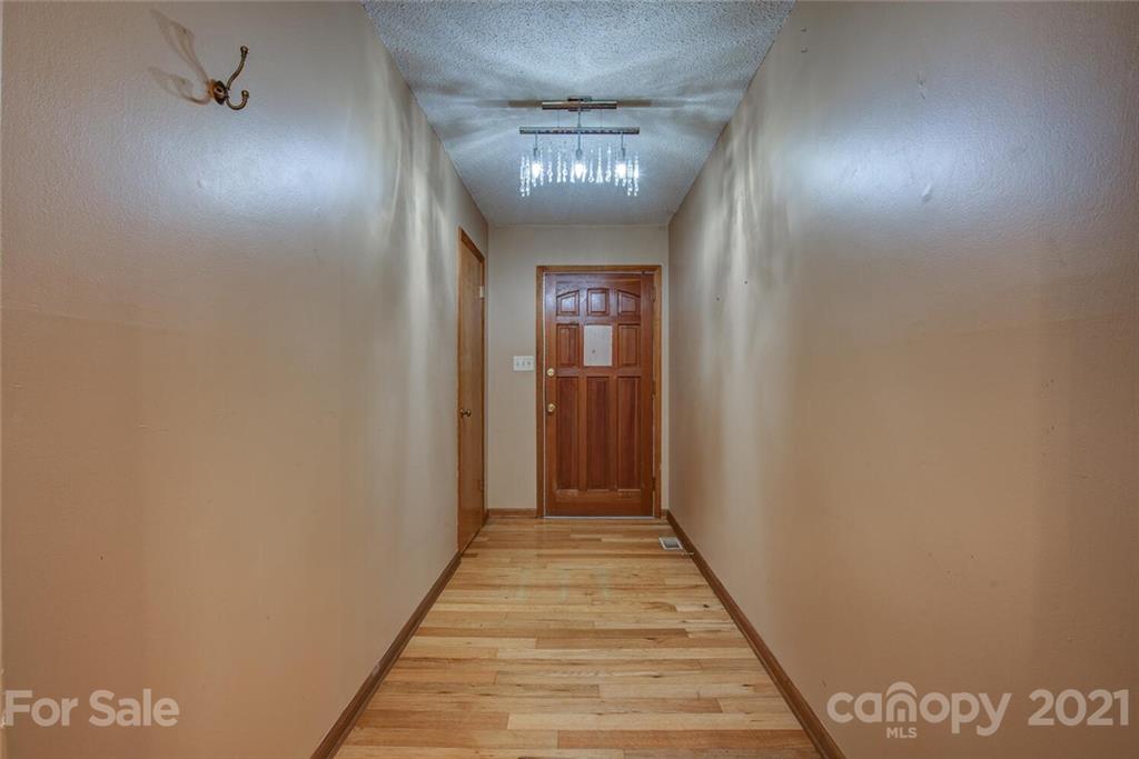 118 Shadowbrook Road Stanley, NC 28164 - Photo 3 of 25 Gallery Image 3