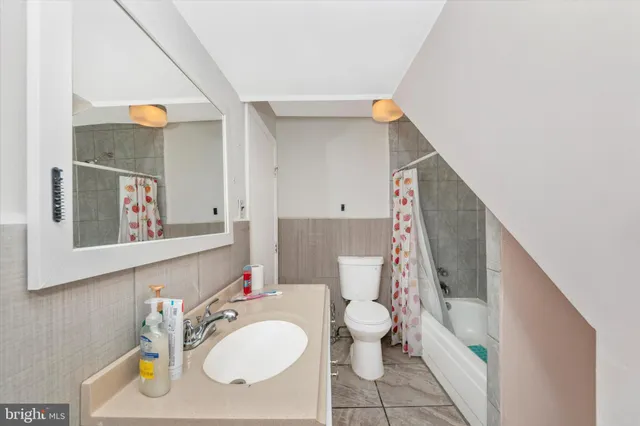 $539,900 | 3924 Nicholson Street, Hyattsville, MD 20782