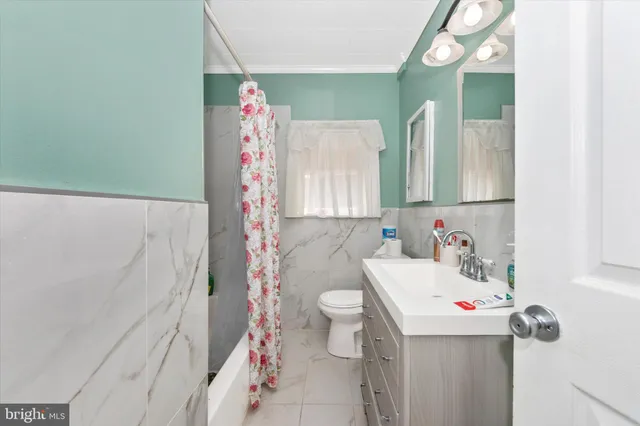 $539,900 | 3924 Nicholson Street, Hyattsville, MD 20782