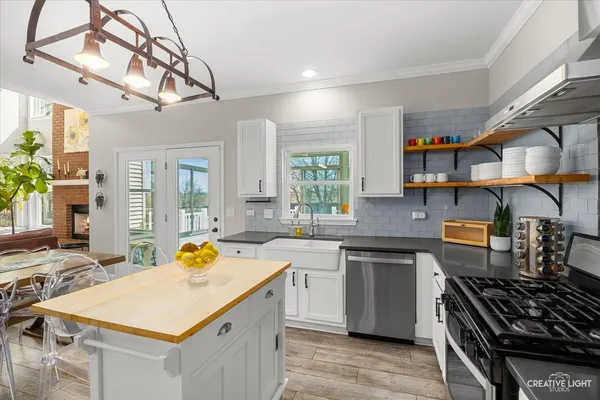$540,000 | 490 Treasure Drive, Oswego, IL 60543