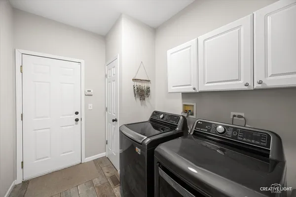 $540,000 | 490 Treasure Drive, Oswego, IL 60543