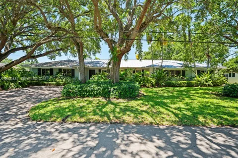 $2,375,000 | 11100 Southwest 73rd Court, Pinecrest, FL 33156
