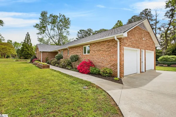 $450,000 | 108 Stonehaven Lane, Easley, SC 29642