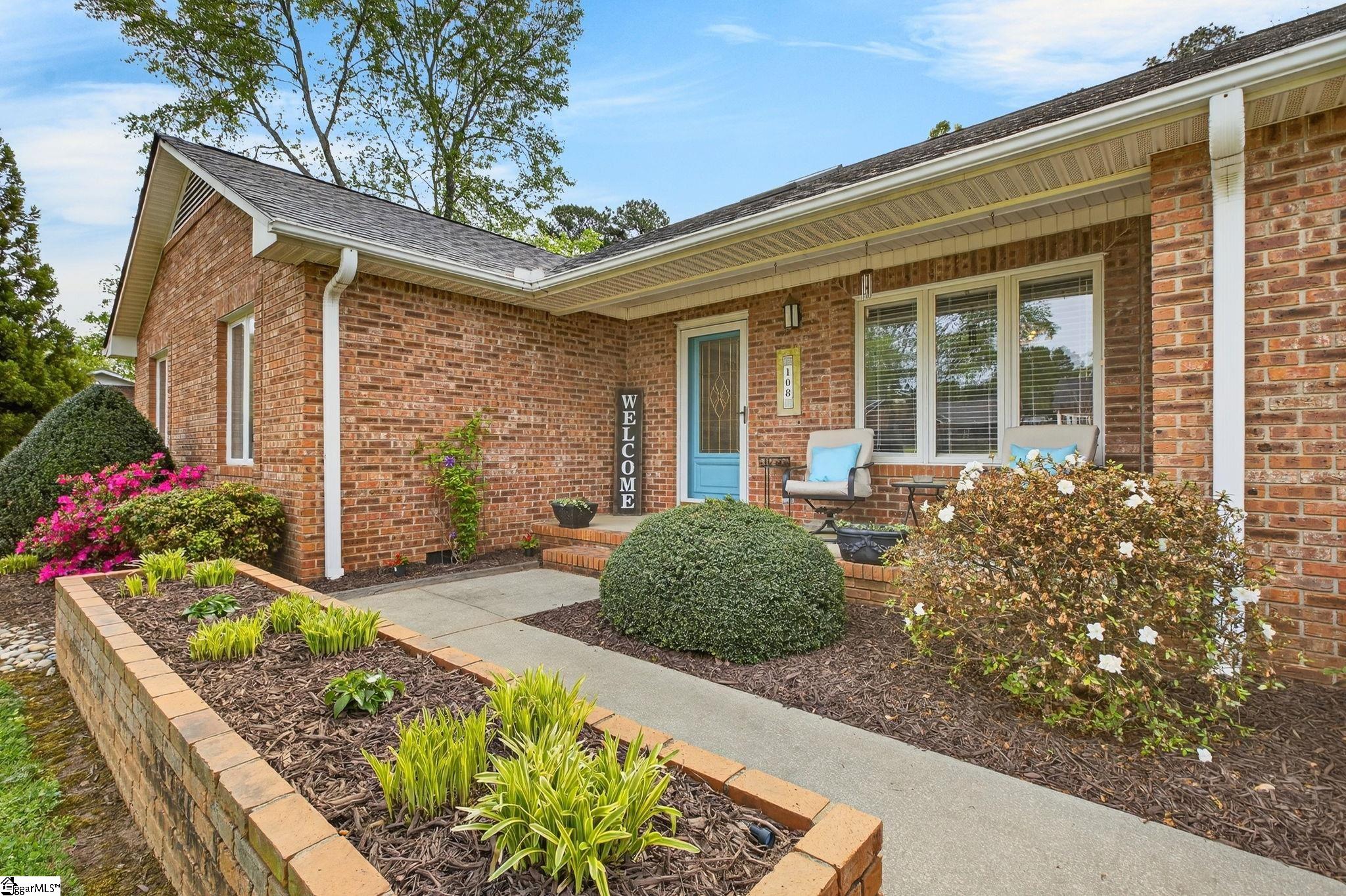 108 Stonehaven Lane Easley, SC 29642 - Photo 6 of 49