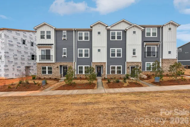 $399,140 | 313 Golden Maple Court, Fort Mill, SC 29708