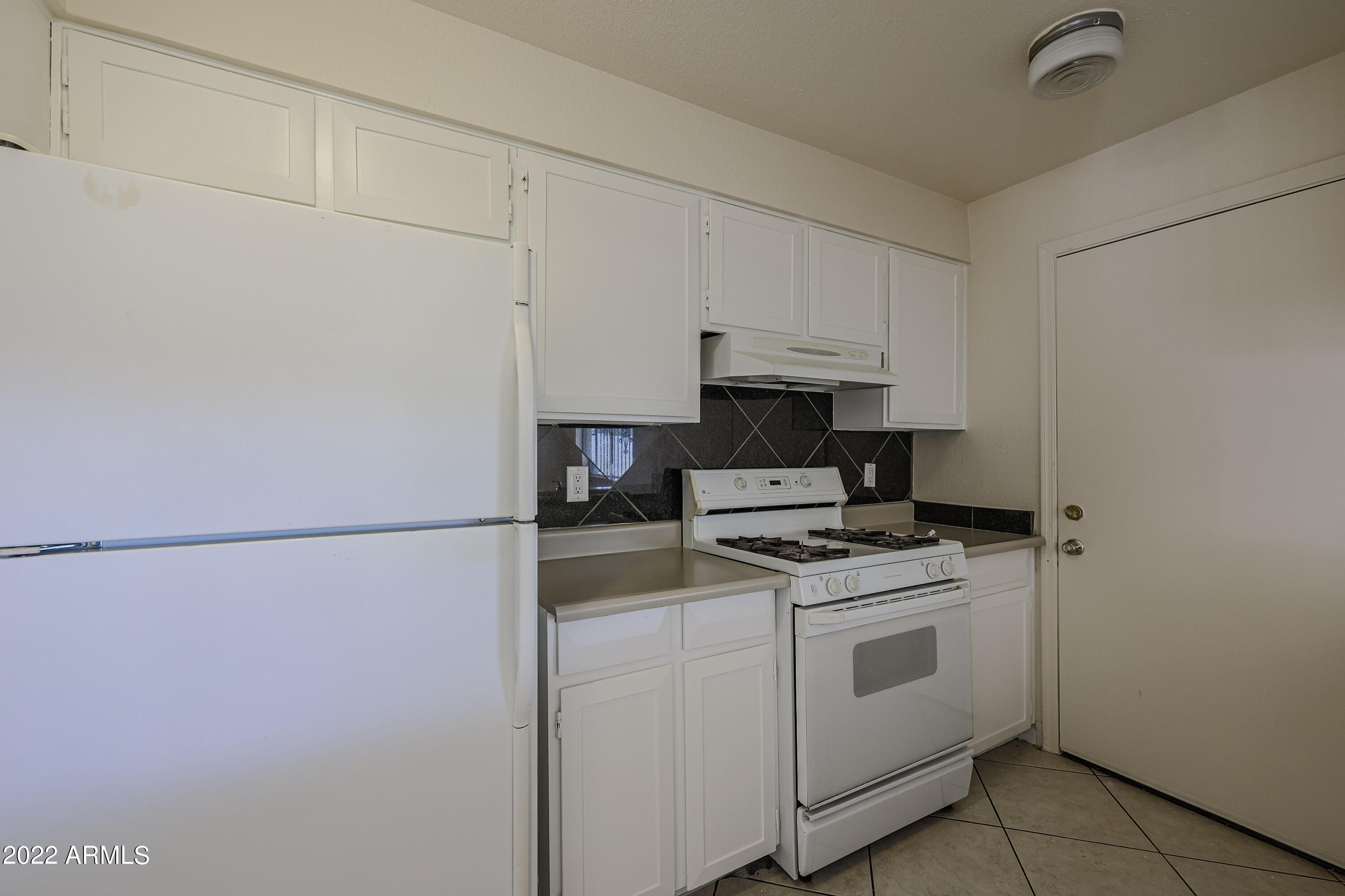 5407 West Granada Road Phoenix, AZ 85035 - Photo 13 of 26 B (12)