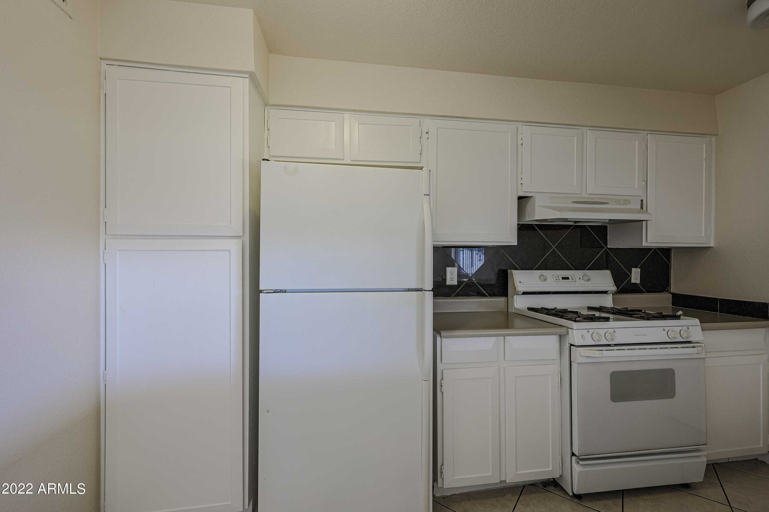 5407 West Granada Road Phoenix, AZ 85035 - Photo 14 of 26 B (13)