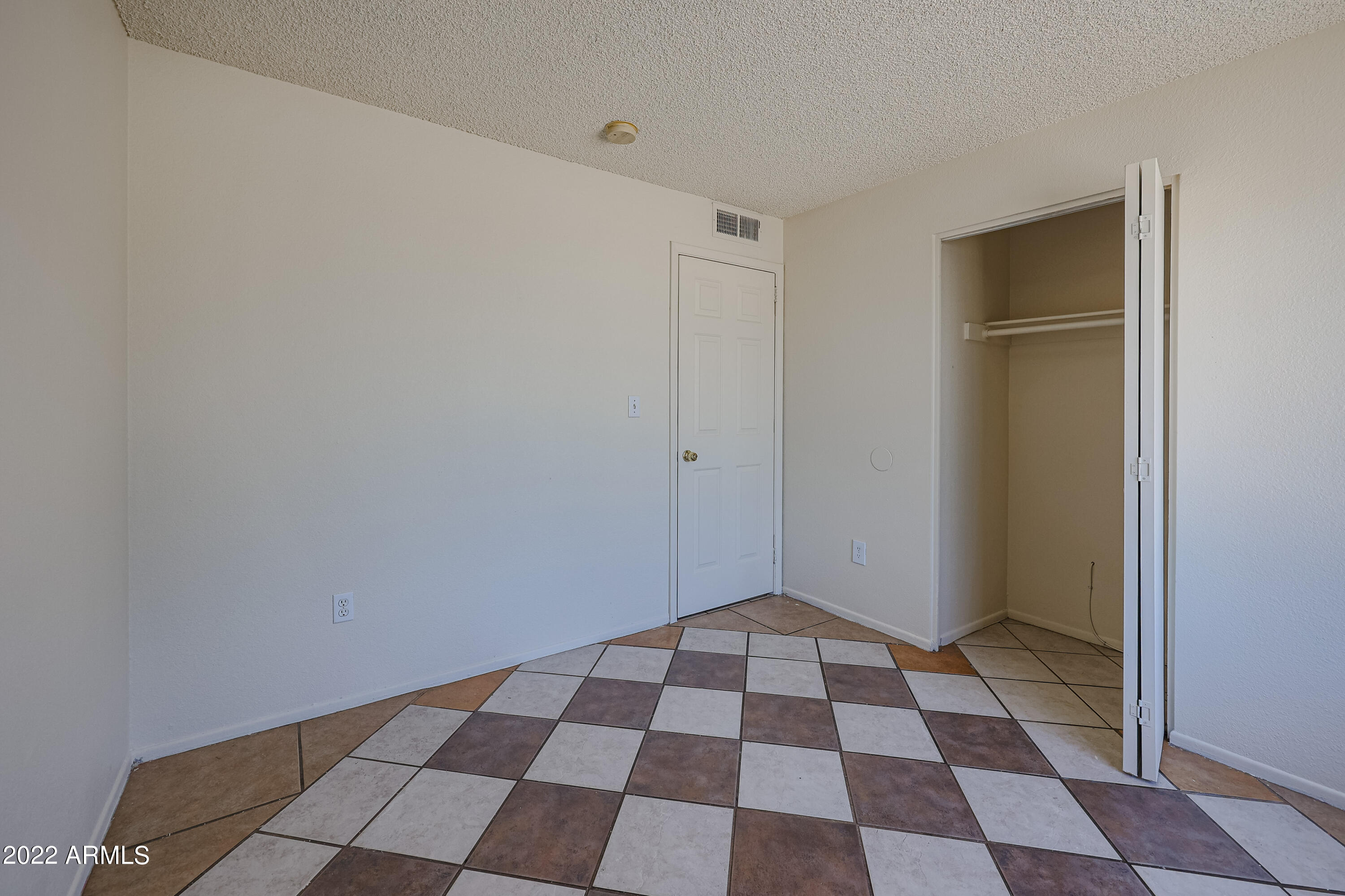 5407 West Granada Road Phoenix, AZ 85035 - Photo 17 of 26 B (16)