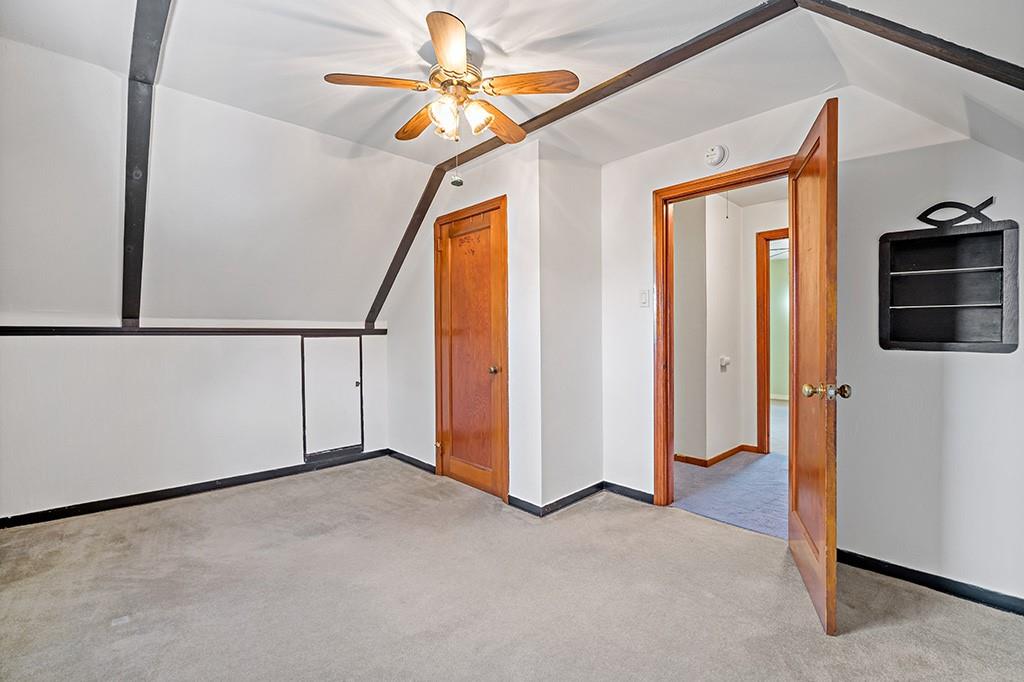 2839 Reiter Road Pittsburgh, PA 15235 - Photo 14 of 25 a view of an empty room