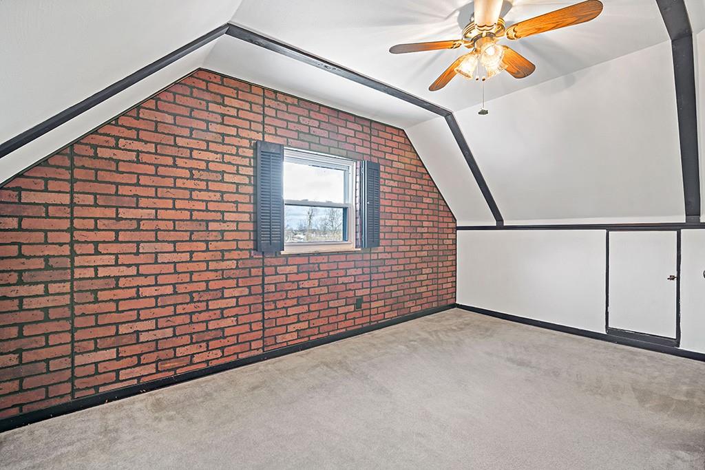 2839 Reiter Road Pittsburgh, PA 15235 - Photo 15 of 25 a view of an front door