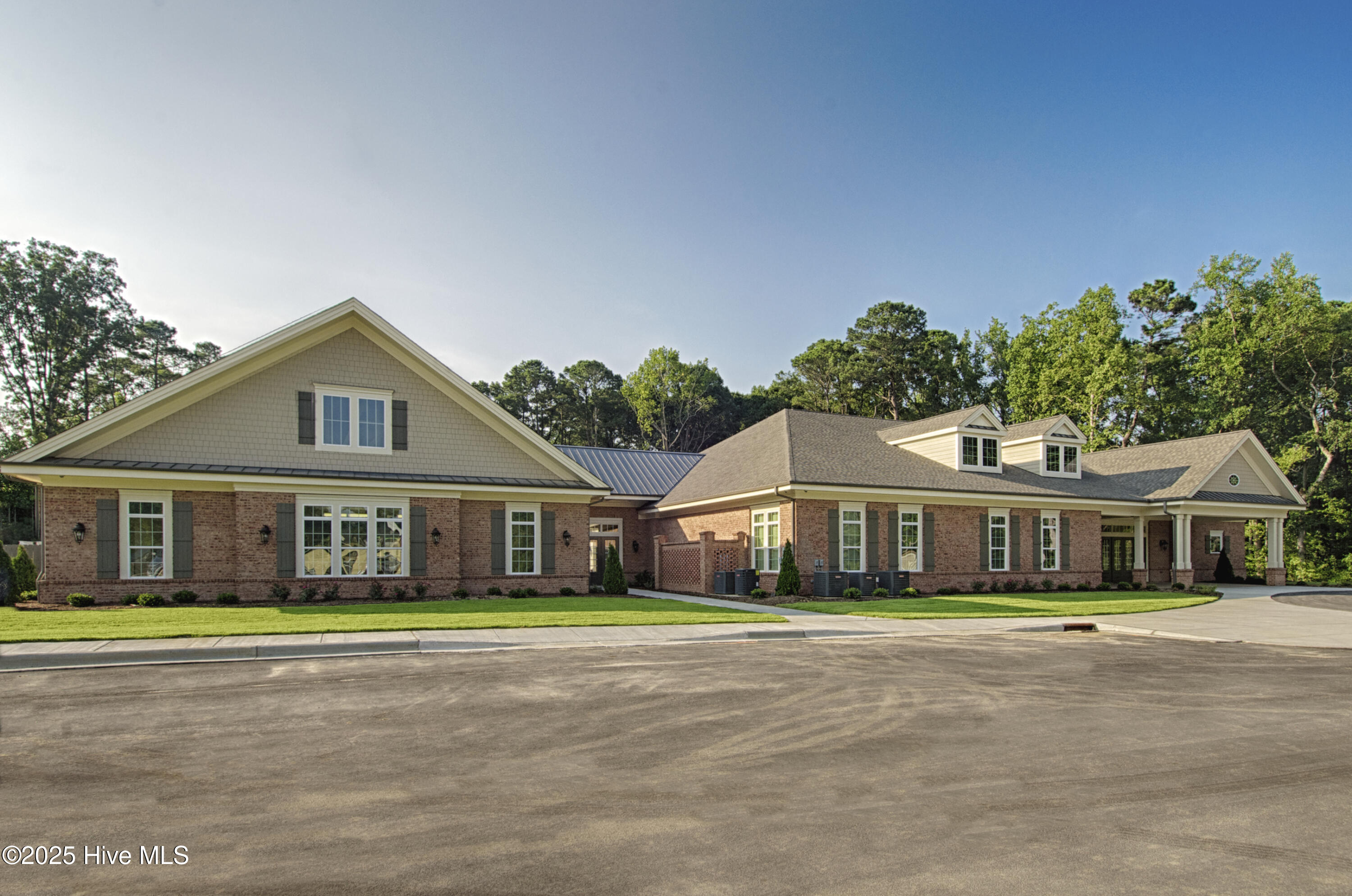 136 Liverpool Rocky Mount, NC 27804 - Photo 8 of 28 Club house entrance