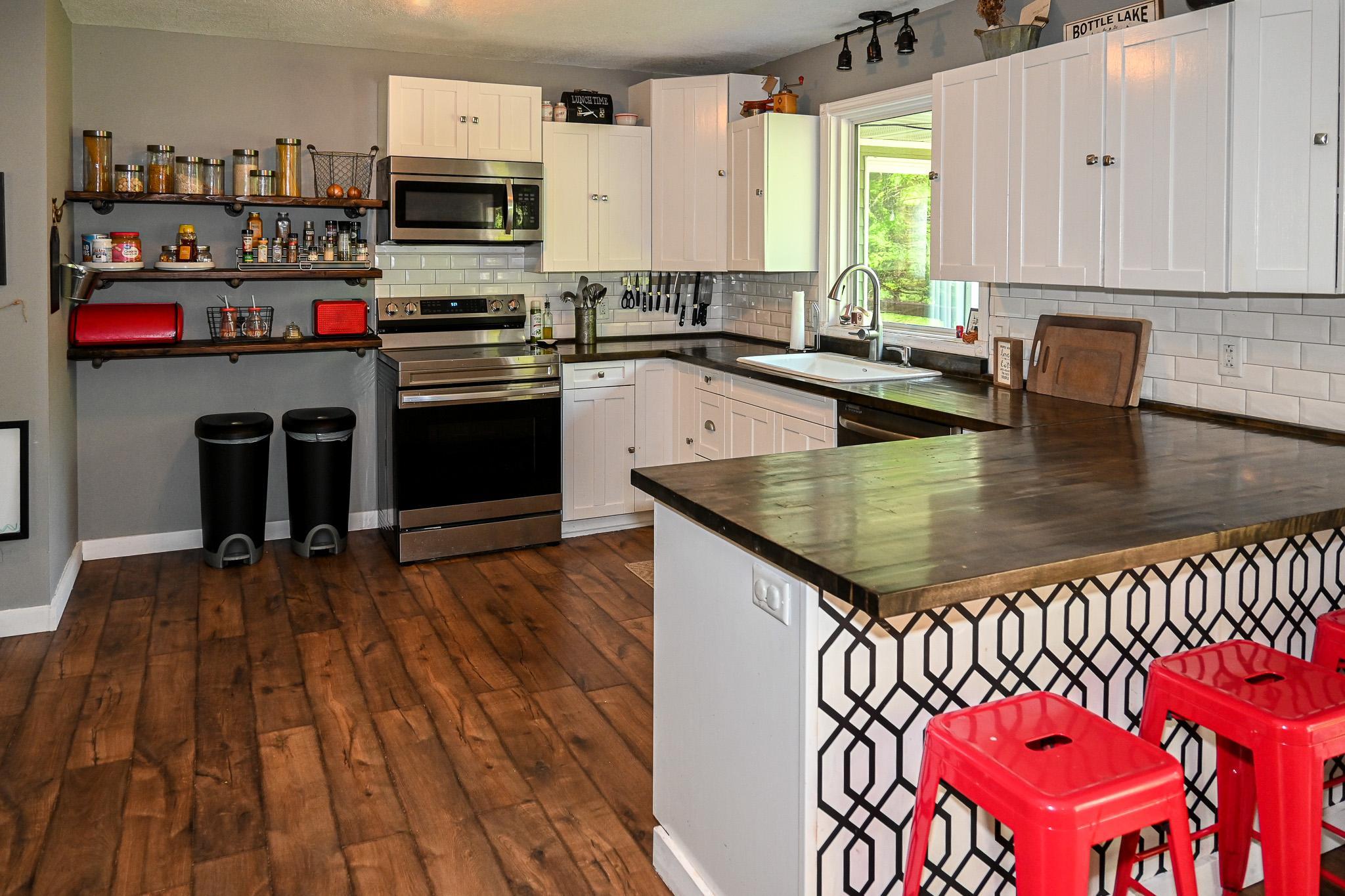 5305 Sawmill Road Kerrick, MN 55756 - Photo 3 of 26 Gallery Image 3
