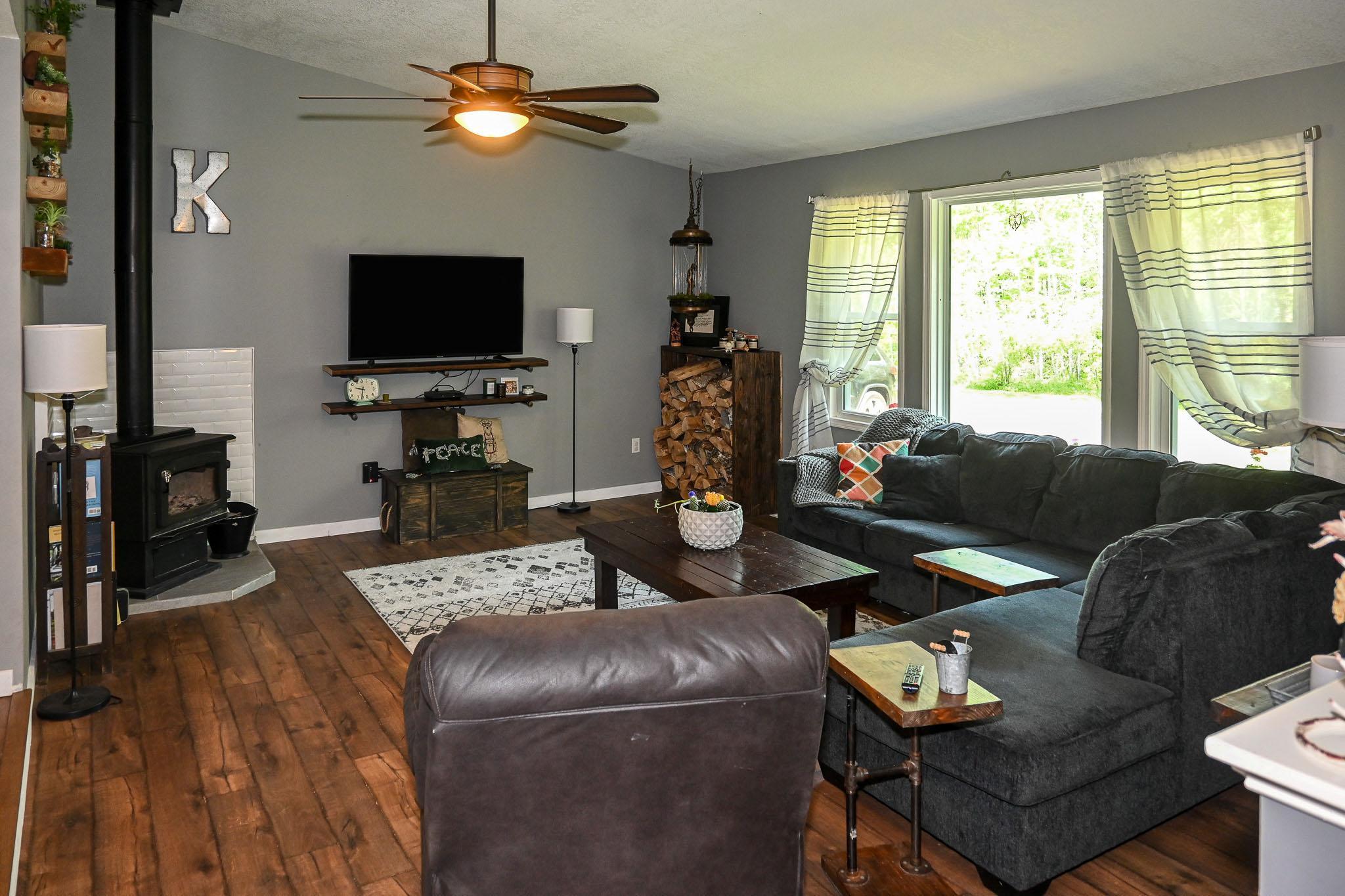 5305 Sawmill Road Kerrick, MN 55756 - Photo 9 of 26 Gallery Image 9