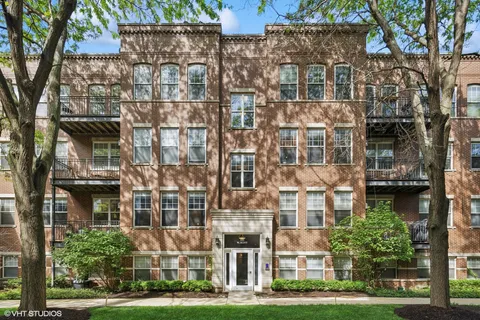 $459,000 | 303 West Scott Street, Unit 402, Chicago, IL 60610