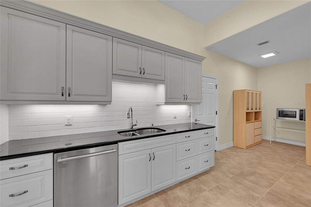 233 Fairway Road Rotonda West, FL 33947 - Photo 13 of 65