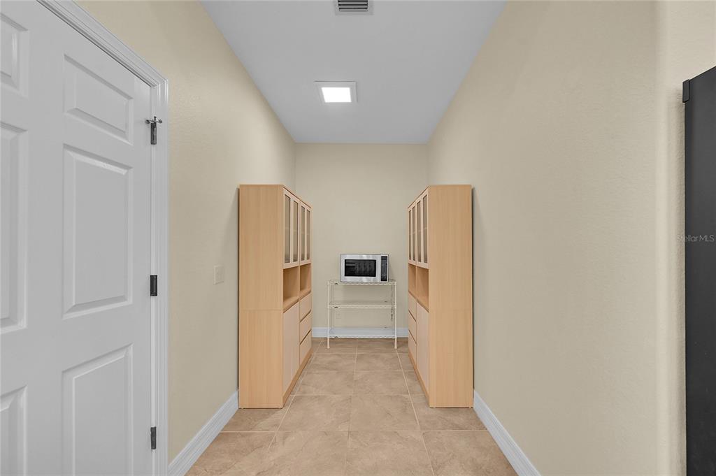 233 Fairway Road Rotonda West, FL 33947 - Photo 14 of 65