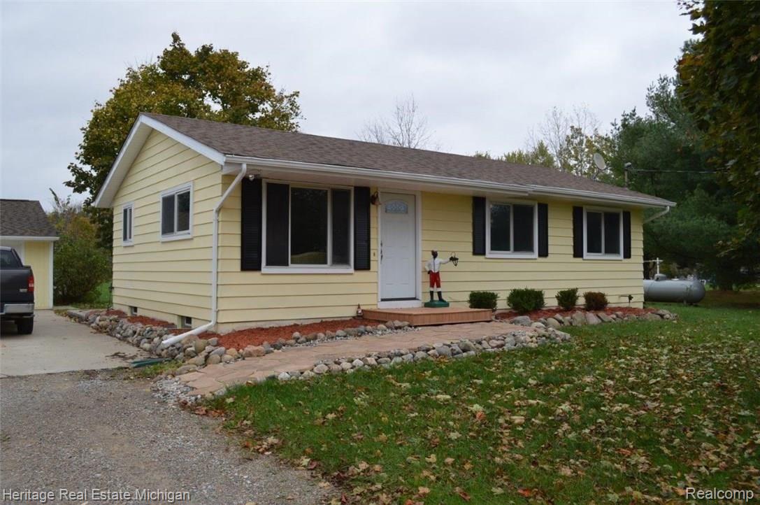 6420 Warner Road Fowlerville, MI 48836 - Photo 1 of 28 79782.jpg