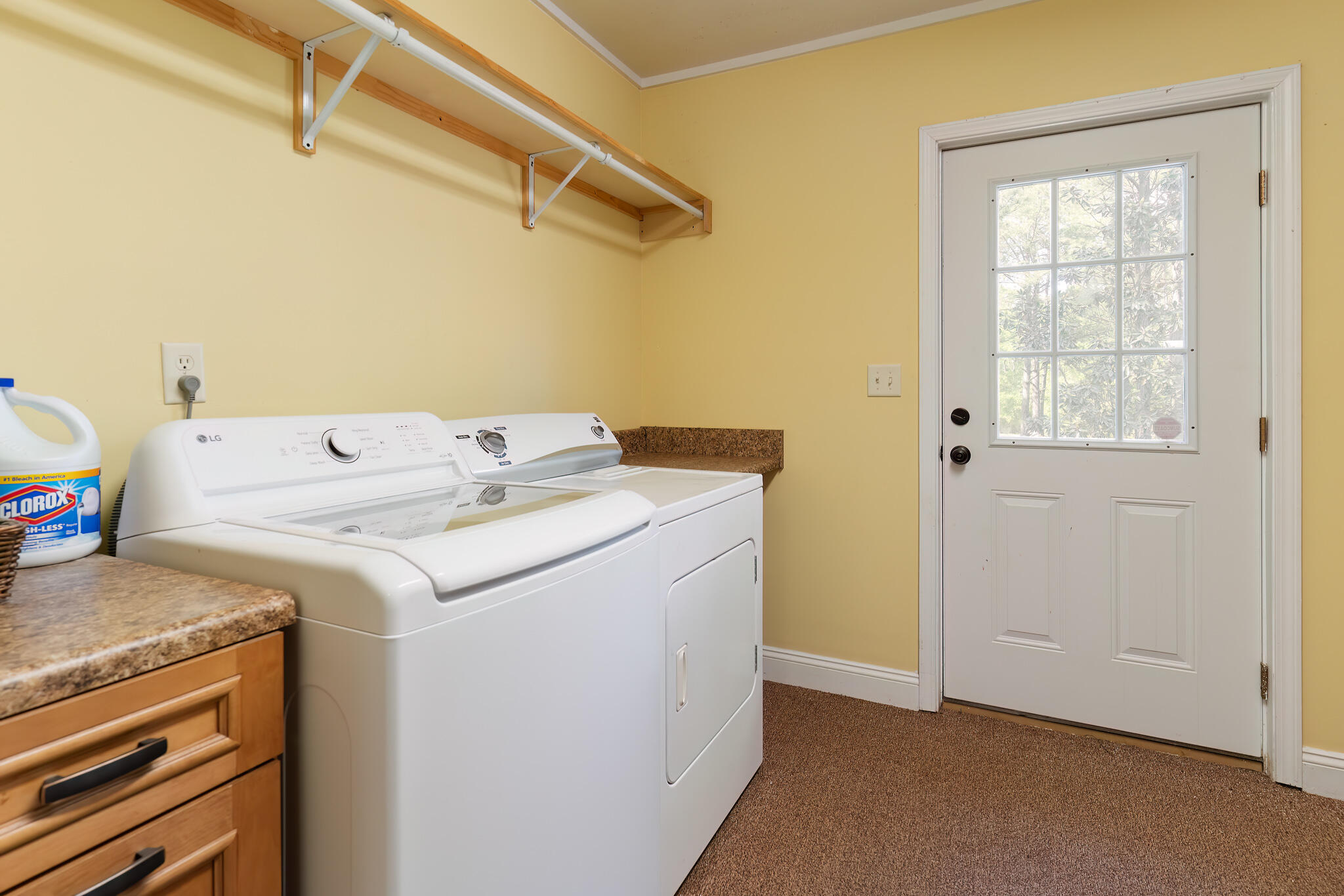 4353 Poverty Creek Road Crestview, FL 32539 - Photo 34 of 43 a utility room with dryer and washer